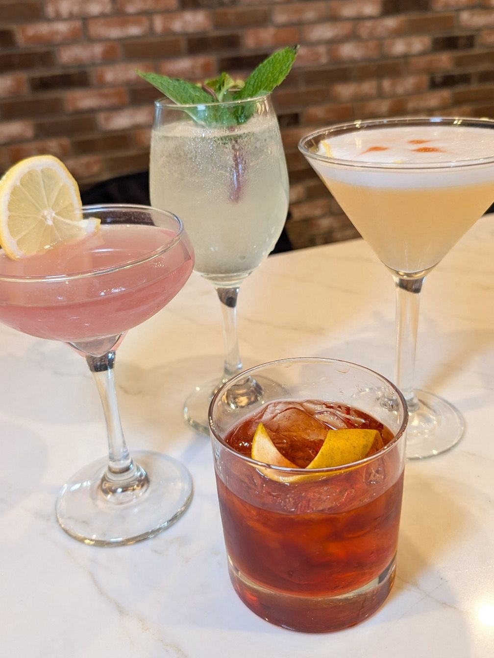Craft cocktails at Rounders